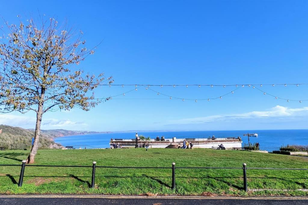 Spacious First Floor Family Flat, Sea View Torquay Buitenkant foto